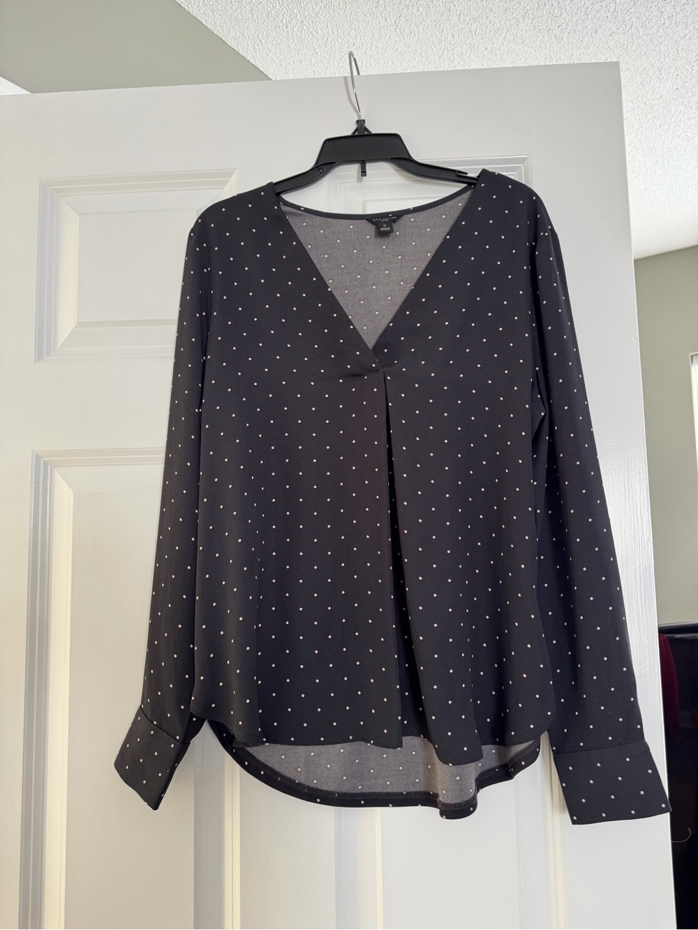 Ann Taylor Black Polka Dot V-Neck Blouse